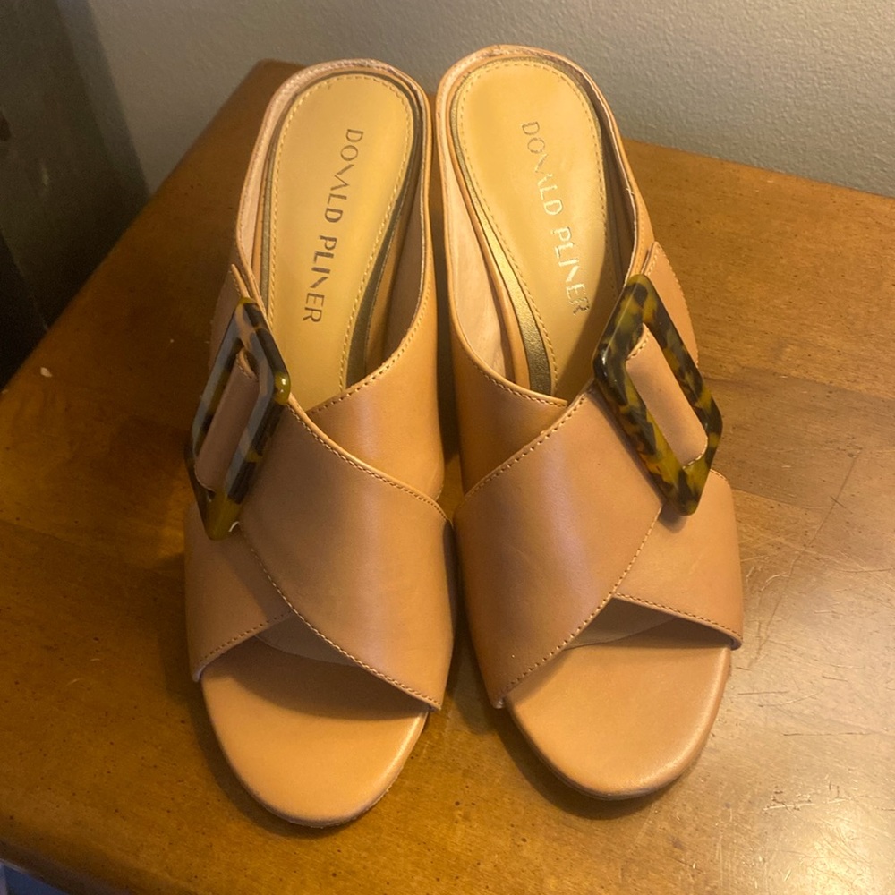 Donald Pliner shoes